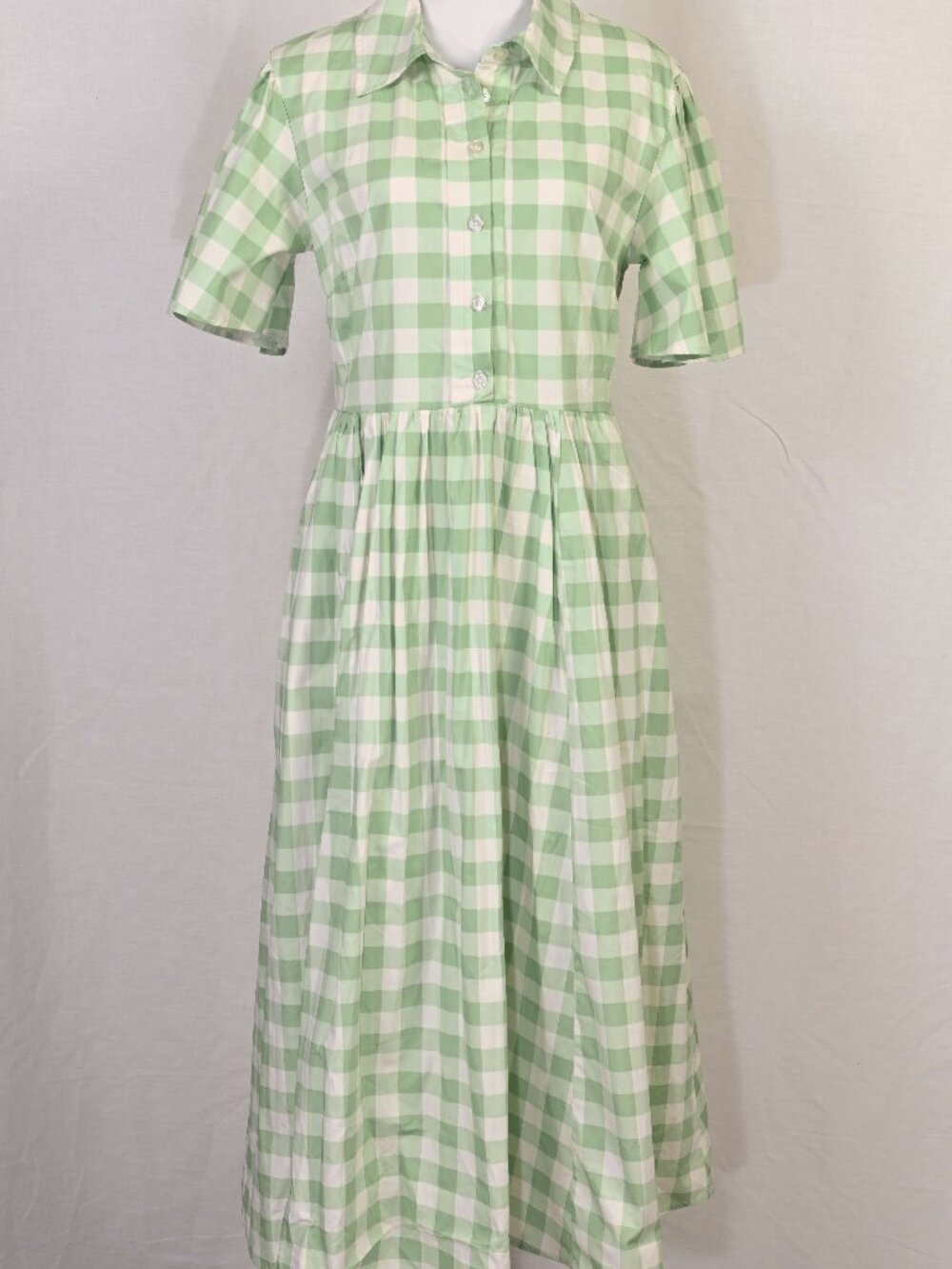 Anthropologie printed short sleeves maxi dress.